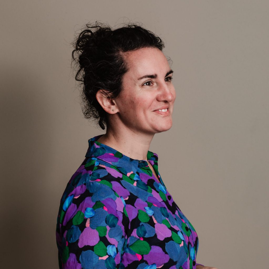 Minishoot Ivonne Studio Jit-16 web res